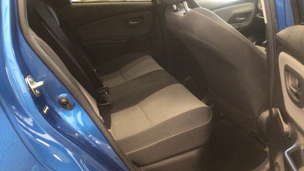 Used Toyota Yaris 2015 for sale - 76095834: Photo 7