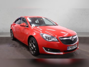 2016 (65) - 1.6 CDTi SRi Nav Hatchback 5dr Diesel Auto Euro 6 (136 ps)