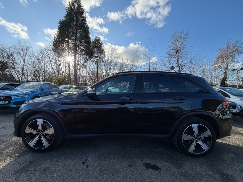 Used Mercedes-Benz GLC 2018 for sale - 78017021: Photo 4