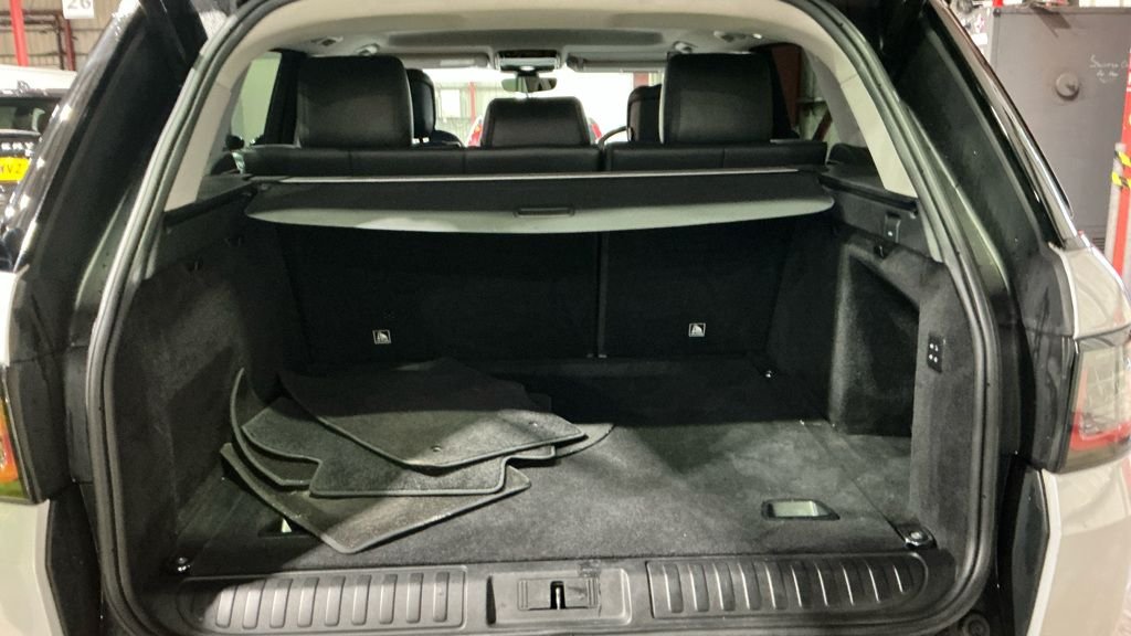 Used Land Rover Range Rover Sport 2018 for sale - 77547159: Photo 13