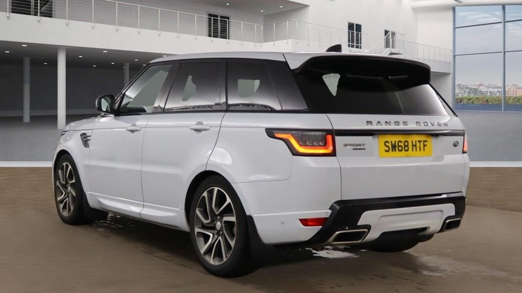 Used Land Rover Range Rover Sport 2018 for sale - 77547159: Photo 9