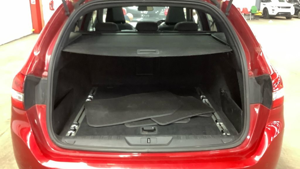 Used Peugeot 308 2017 for sale - 77893700: Photo 19