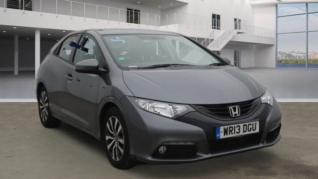 Used Honda Civic 2013 for sale - 76495961: Photo 2