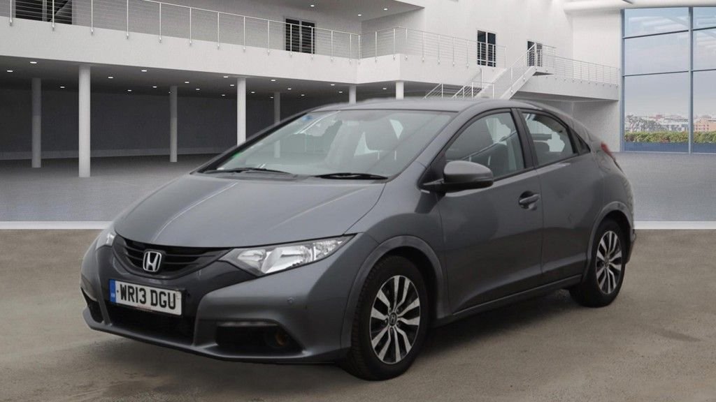 Used Honda Civic 2013 for sale - 76495961: Photo 3