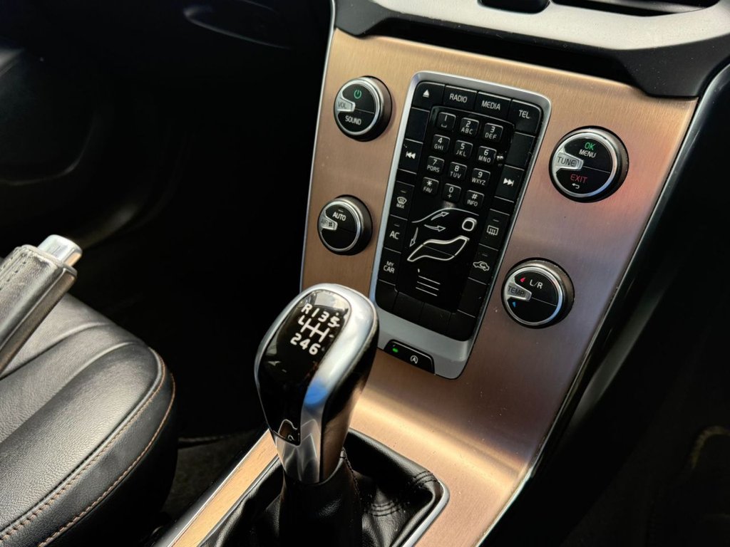 Used Volvo V40 2014 for sale - 77608707: Photo 12