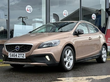 Used Volvo V40 Cross Country 2014 for sale - 77608707: Photo