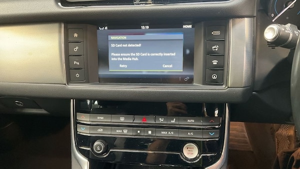 Used Jaguar XF 2016 for sale - 76154496: Photo 11
