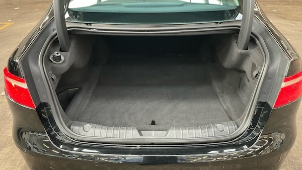 Used Jaguar XF 2016 for sale - 76154496: Photo 7