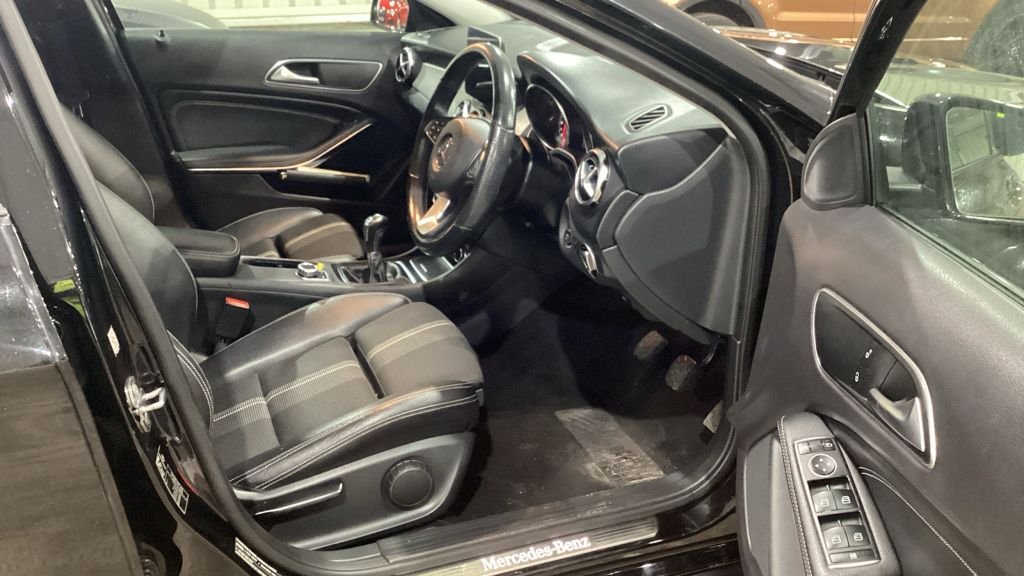 Used Mercedes-Benz A-Class 2019 for sale - 76888574: Photo 9