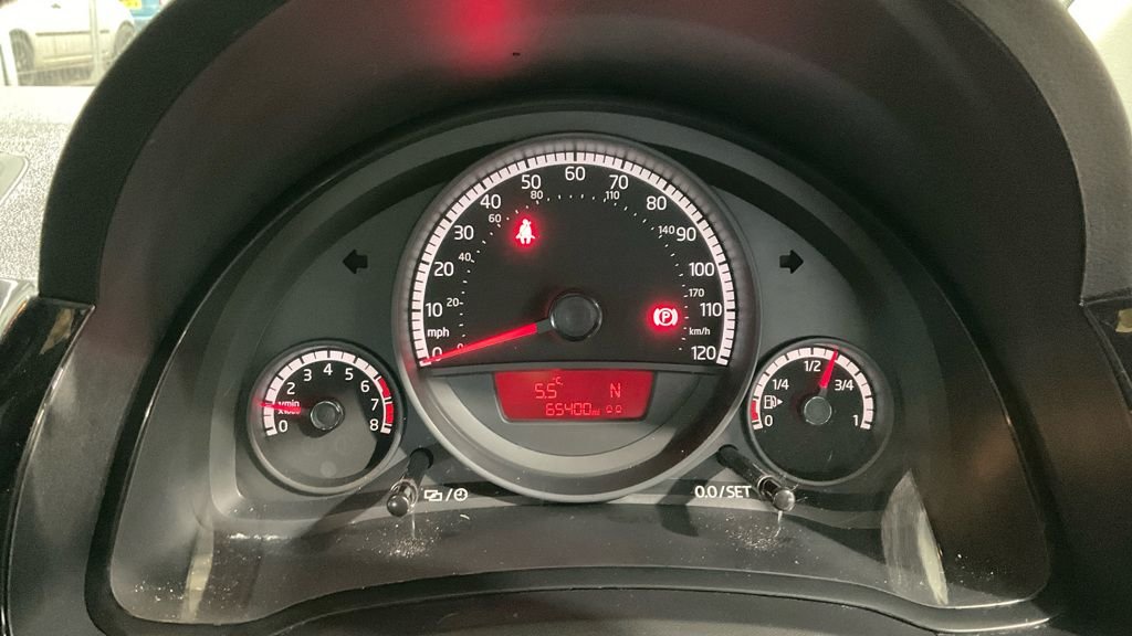 Used Volkswagen up! 2015 for sale - 77647887: Photo 16