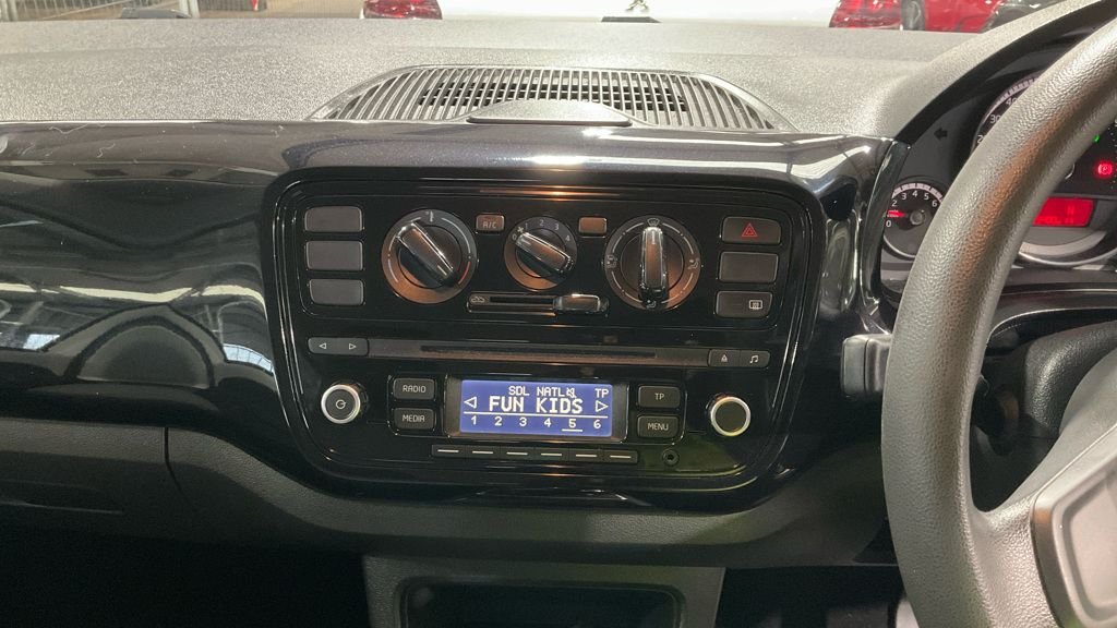 Used Volkswagen up! 2015 for sale - 77647887: Photo 17