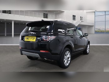 Used Land Rover Discovery Sport 2018 for sale - 76168516: Photo 4