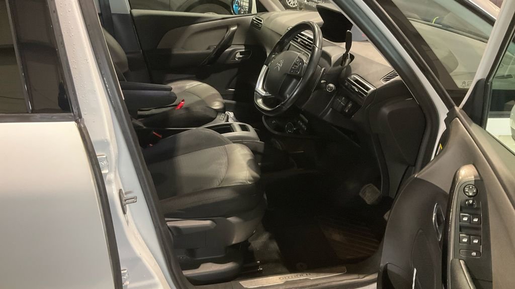 Used Citroen Grand C4 Picasso 2017 for sale - 77785980: Photo 21