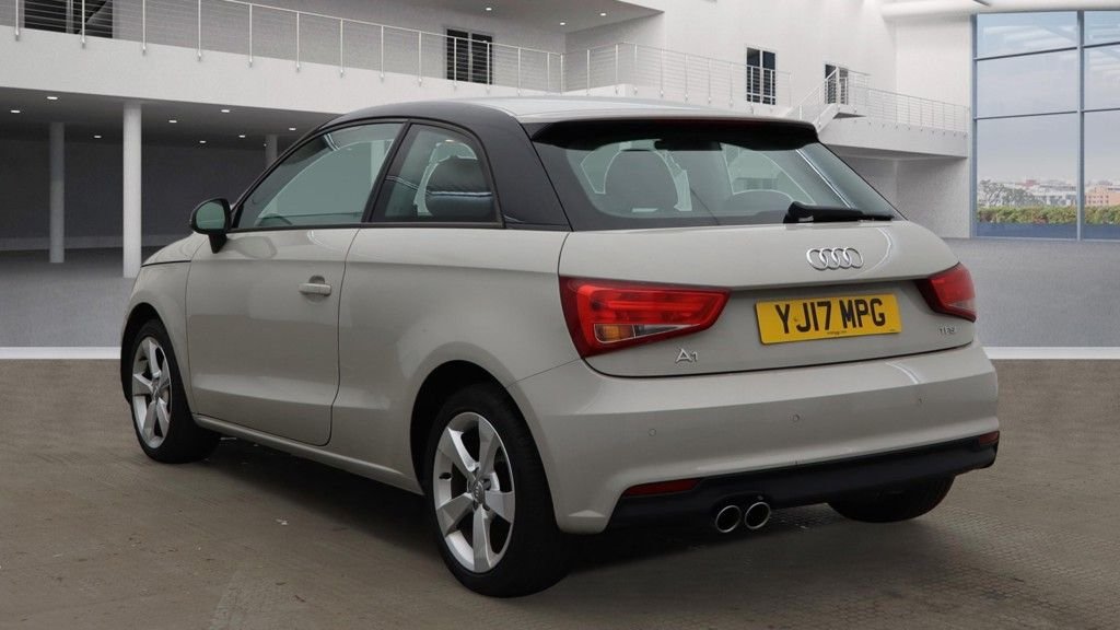 Used Audi A1 2017 for sale - 76582548: Photo 3