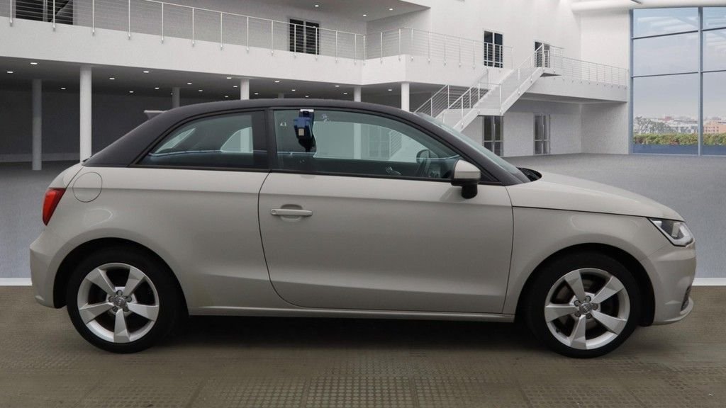 Used Audi A1 2017 for sale - 76582548: Photo 5