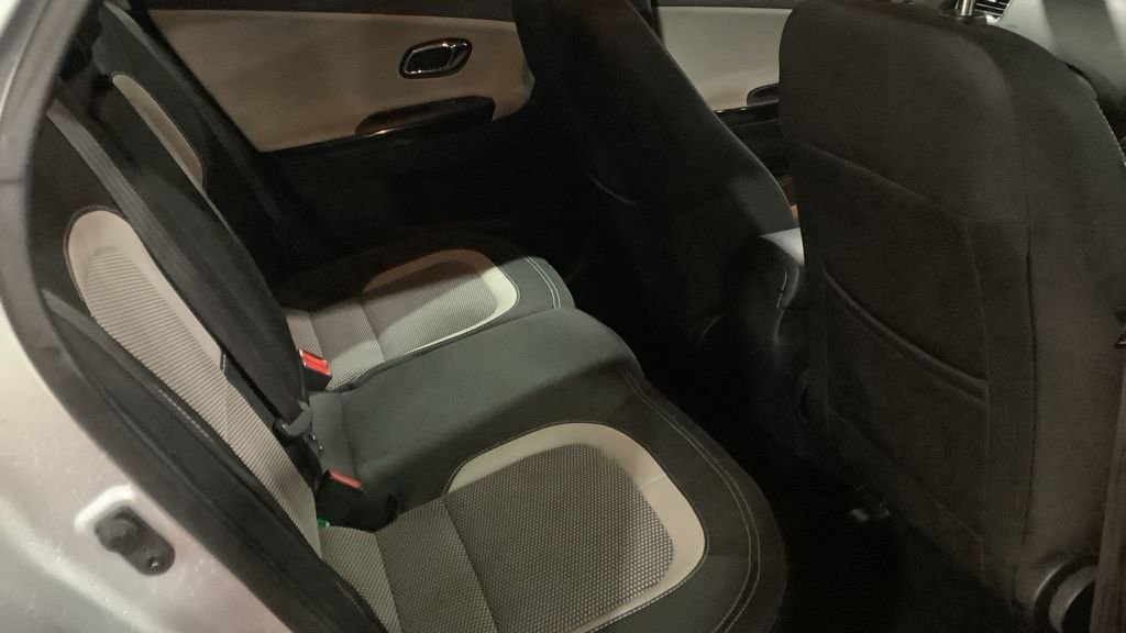 Used Kia Ceed 2016 for sale - 76496036: Photo 9