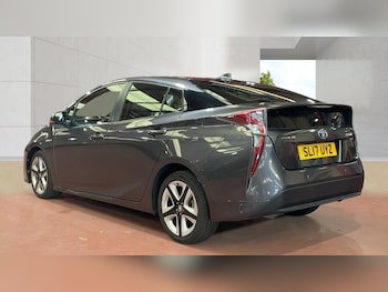 Used Toyota Prius 2017 for sale - 79265088: Photo