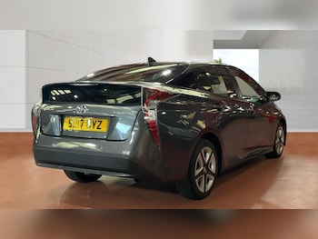 Used Toyota Prius 2017 for sale - 79265088: Photo