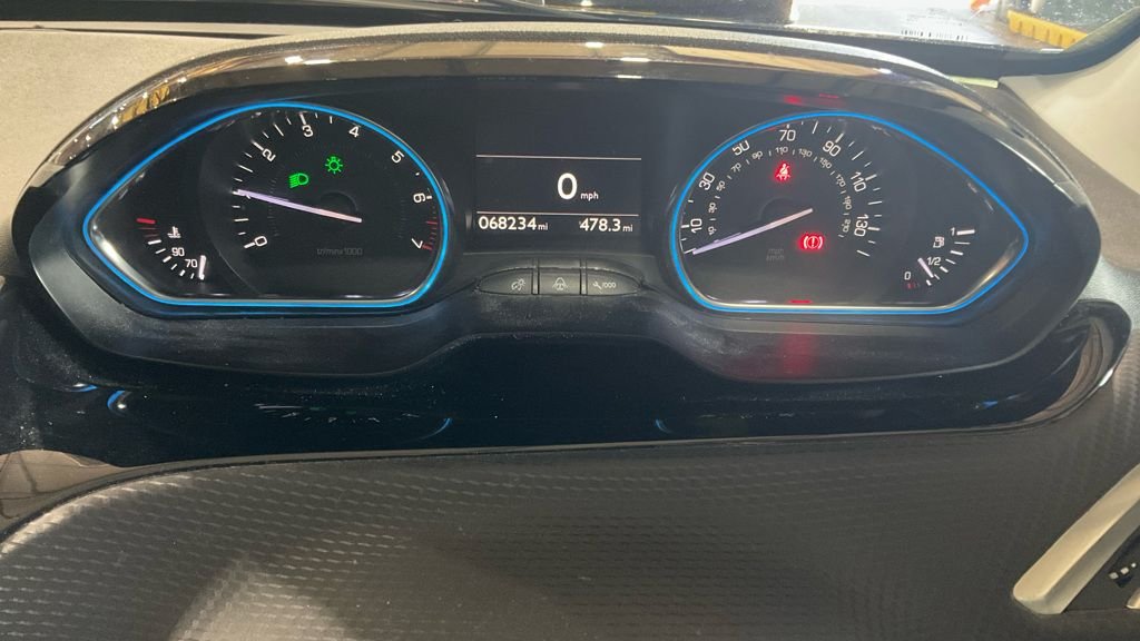 Used Peugeot 2008 2018 for sale - 78128880: Photo 10