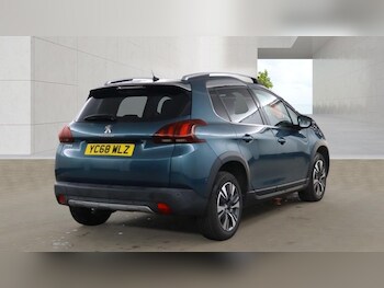 Used Peugeot 2008 2018 for sale - 78128880: Photo