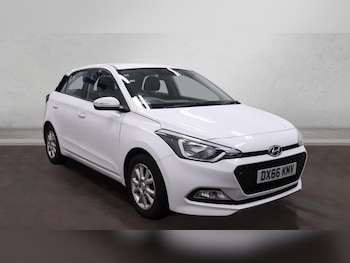 Used Hyundai i20 2016 for sale - 77557843: Photo