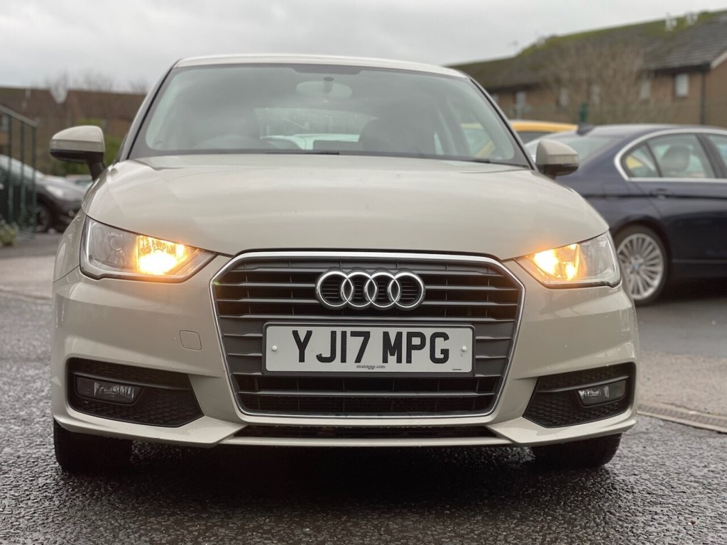 Used Audi A1 2017 for sale - 77642392: Photo 2