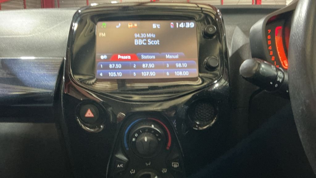 Used Toyota AYGO 2016 for sale - 77231970: Photo 16