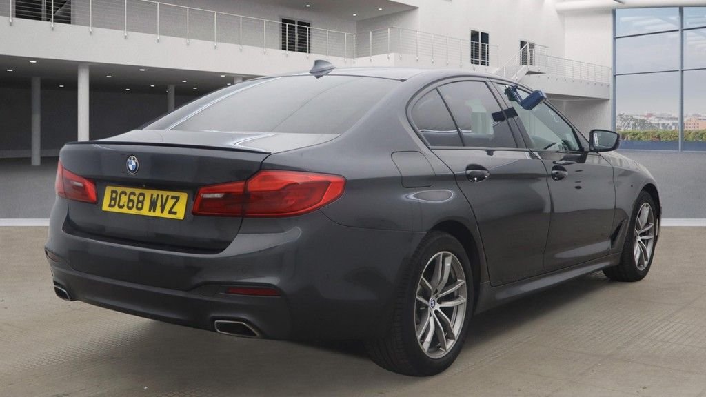 Used BMW 5 Series 2018 for sale - 77356455: Photo 11