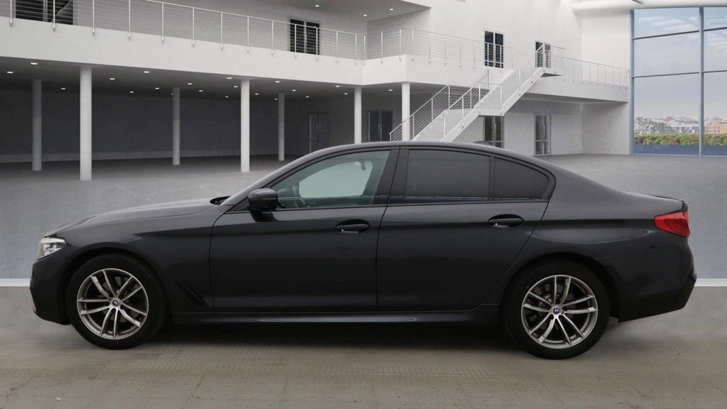 Used BMW 5 Series 2018 for sale - 77356455: Photo 13