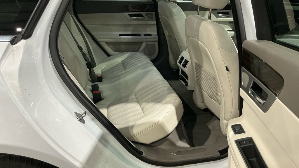 Used Jaguar XF 2017 for sale - 78215812: Photo 10
