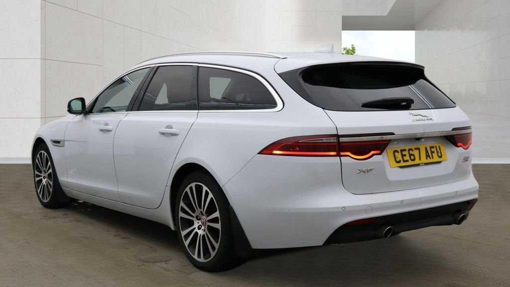 Used Jaguar XF 2017 for sale - 78215812: Photo 3