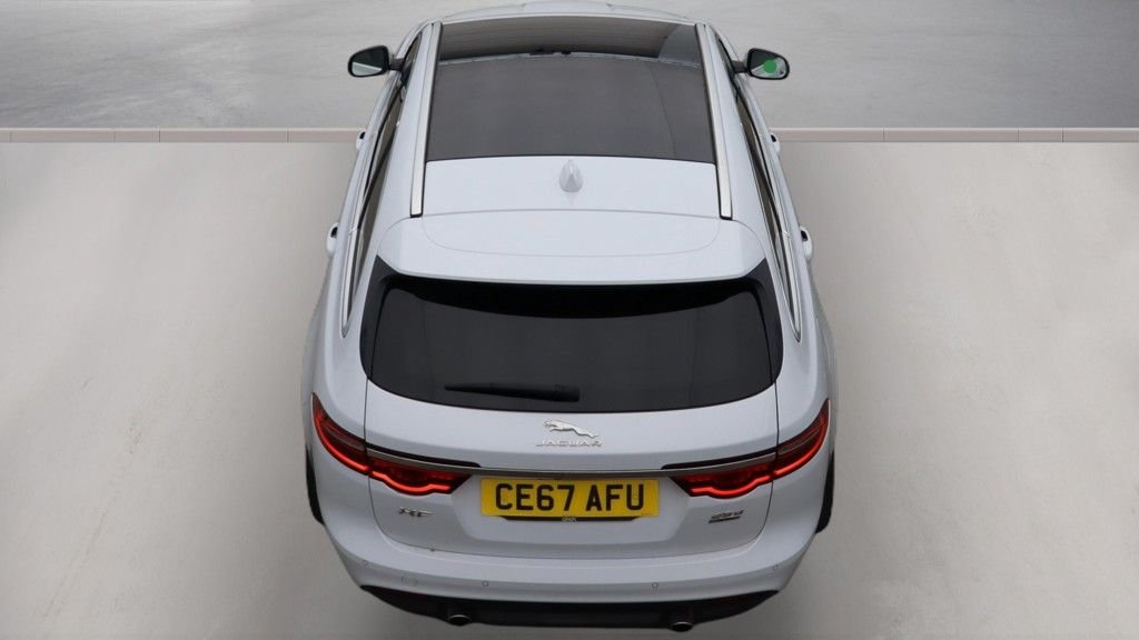 Used Jaguar XF 2017 for sale - 78215812: Photo 8