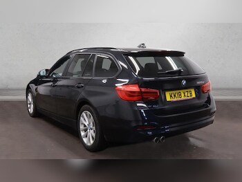 Used BMW 3 Series 2018 for sale - 77333018: Photo