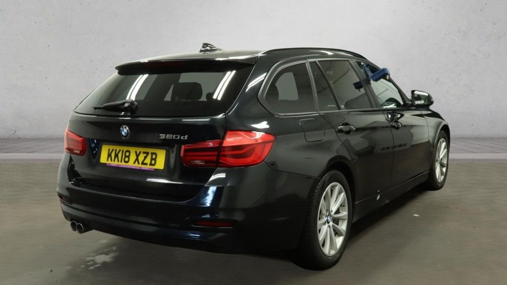 Used BMW 3 Series 2018 for sale - 77333018: Photo 4