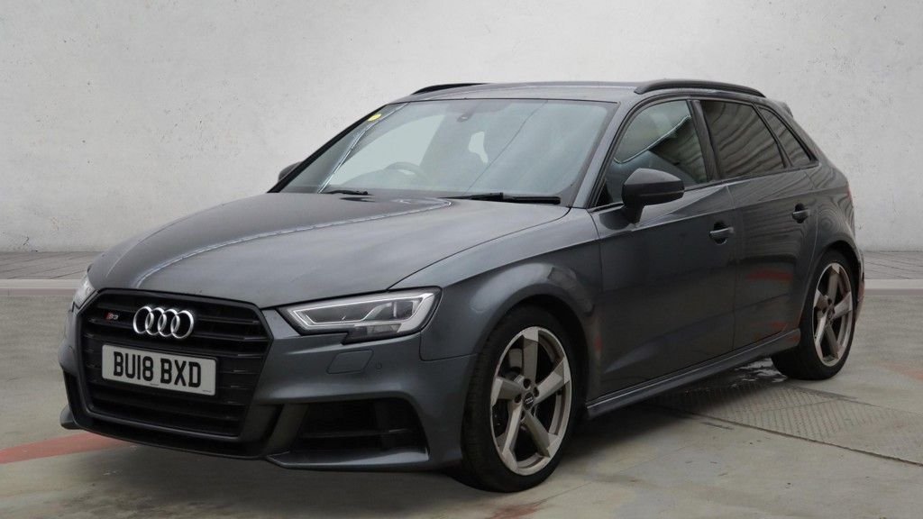 Used Audi A3 2018 for sale - 77841379: Photo 2