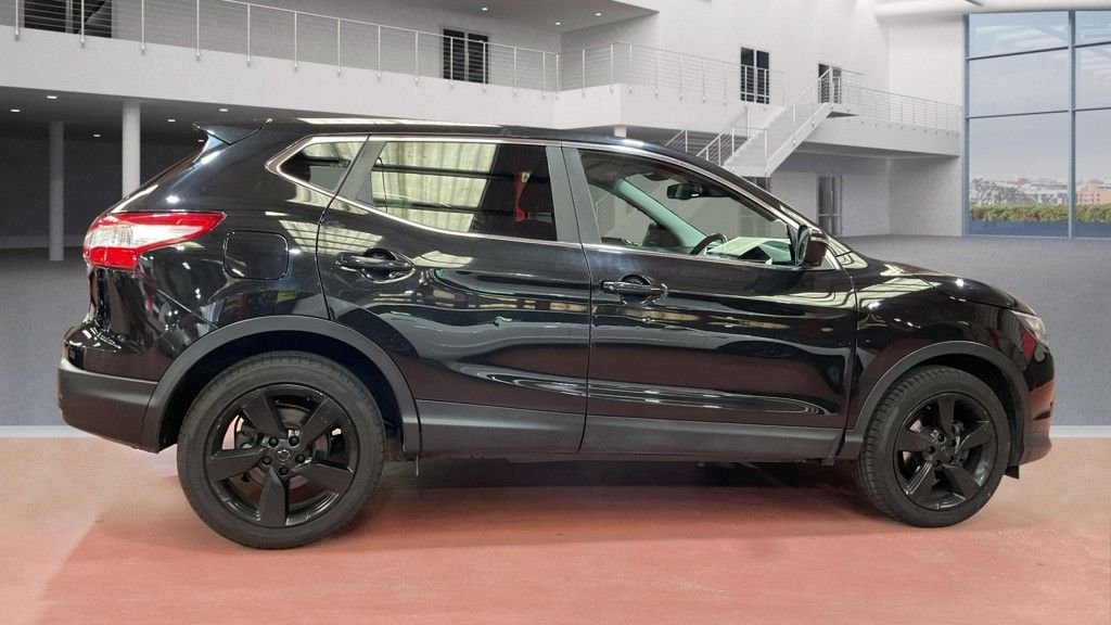 Used Nissan Qashqai 2015 for sale - 76291020: Photo 5