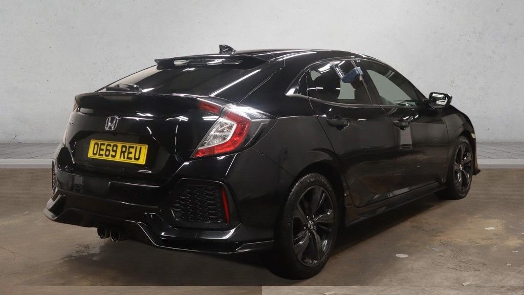 Used Honda Civic 2019 for sale - 76977448: Photo 4