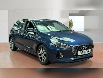 Used Hyundai i30 2018 for sale - 79470232: Photo