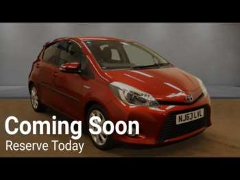 2013 (63) - 1.5 VVT-h T Spirit Hatchback 5dr Petrol Hybrid CVT Euro 5 (101 ps)
