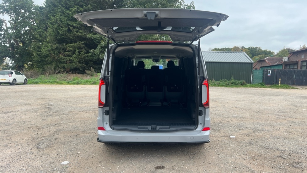 Used Volkswagen Transporter 2025 for sale - 76146158: Photo 10