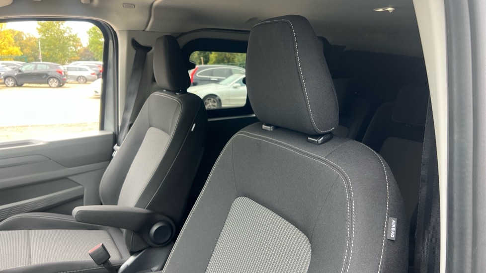 Used Volkswagen Transporter 2025 for sale - 76146158: Photo 17