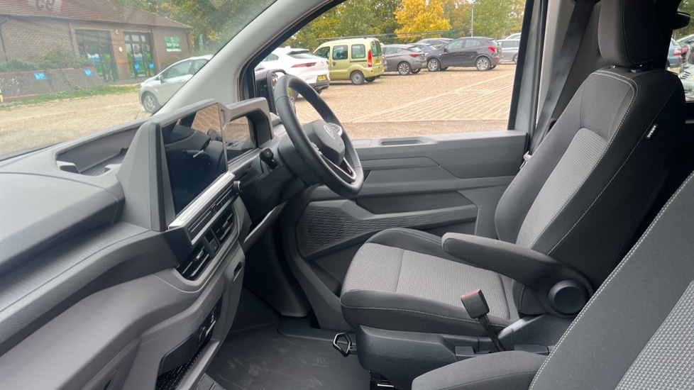 Used Volkswagen Transporter 2025 for sale - 76146158: Photo 2