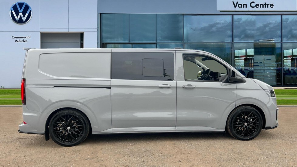 Used Volkswagen Transporter 2025 for sale - 76146158: Photo 4