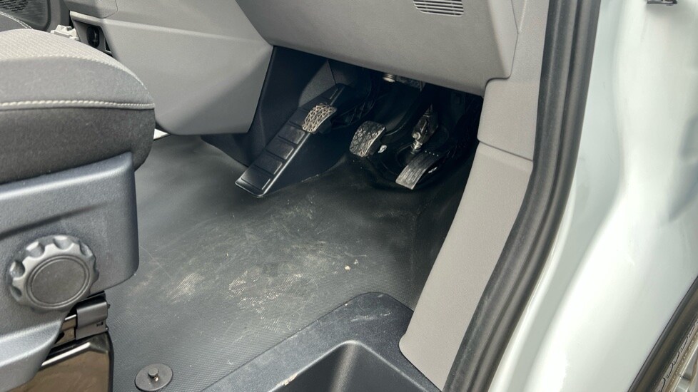 Used Volkswagen Transporter 2025 for sale - 75996864: Photo 52