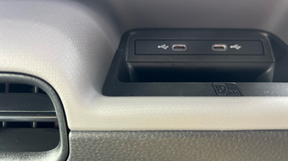 Used Volkswagen ID.Buzz 2025 for sale - 76977645: Photo 40