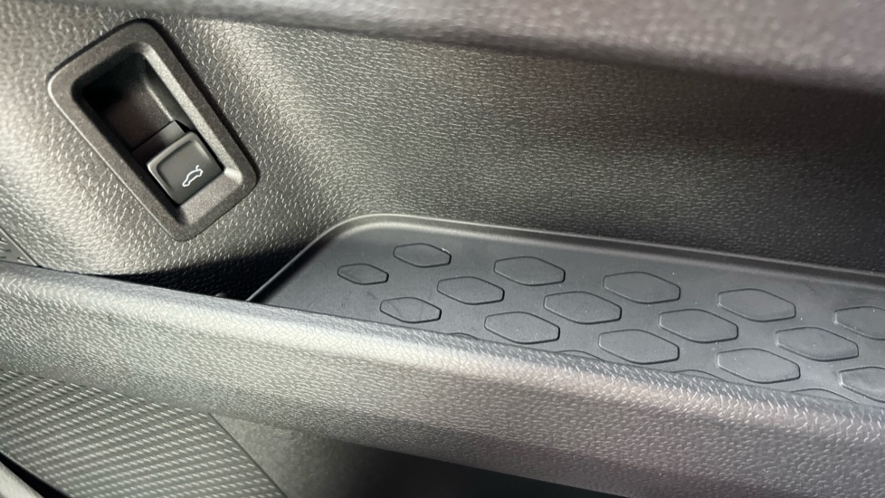 Used Volkswagen ID.Buzz 2025 for sale - 76977645: Photo 43