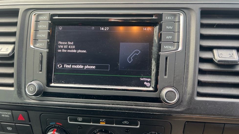 Used Volkswagen Transporter 2018 for sale - 77052668: Photo 31