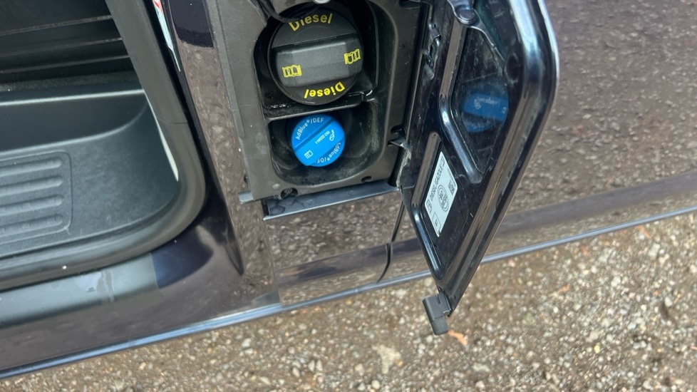 Used Volkswagen Transporter 2018 for sale - 77052668: Photo 46