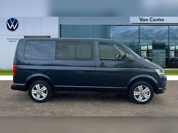 Used Volkswagen Transporter 2018 for sale - 77052668: Photo