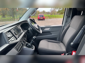 Used Volkswagen Transporter 2023 for sale - 76452204: Photo